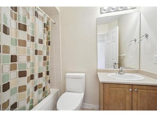 4130 Rawlins Common, Burlington, ON - Indoor Photo Showing Bathroom