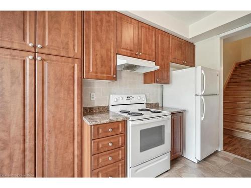 4130 Rawlins Common, Burlington, ON - Indoor Photo Showing Kitchen