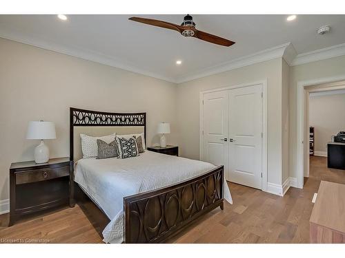 513 Woodview Road, Burlington, ON - Indoor Photo Showing Bedroom