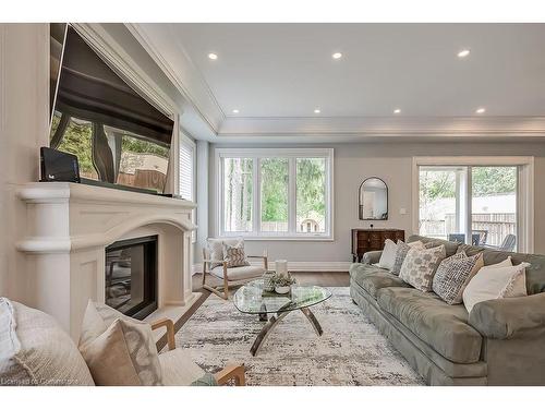 513 Woodview Road, Burlington, ON - Indoor Photo Showing Living Room With Fireplace