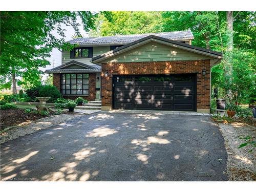 16 Camrose Drive, Brantford, ON - Outdoor