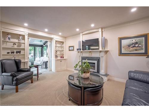 16 Camrose Drive, Brantford, ON - Indoor Photo Showing Living Room With Fireplace