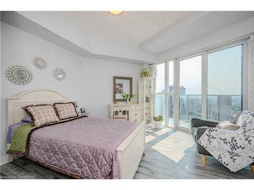 3004-60 Absolute Avenue, Mississauga, ON - Indoor Photo Showing Bedroom