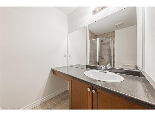 416 Dicenzo Drive, Hamilton, ON - Indoor Photo Showing Bathroom