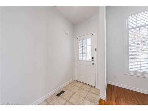 416 Dicenzo Drive, Hamilton, ON - Indoor Photo Showing Other Room