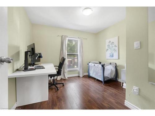 29 St Matthews Avenue, Hamilton, ON - Indoor Photo Showing Office