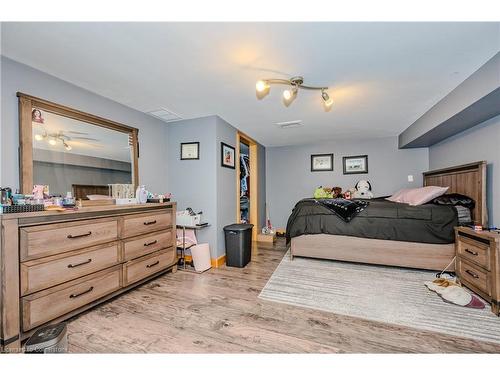 54 Gretna Drive, Brampton, ON - Indoor Photo Showing Bedroom