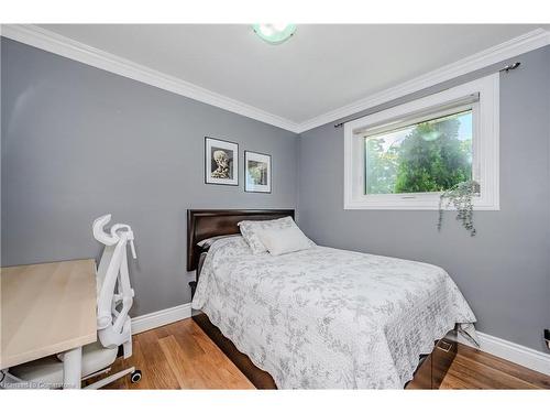 54 Gretna Drive, Brampton, ON - Indoor Photo Showing Bedroom