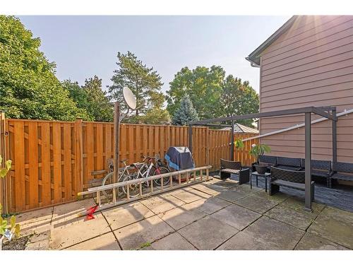 2-2185 Fairchild Boulevard, Burlington, ON - Outdoor