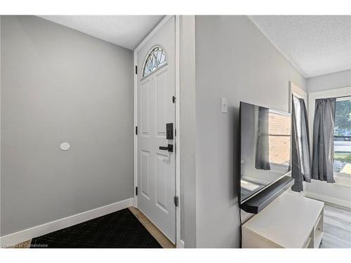 2-2185 Fairchild Boulevard, Burlington, ON - Indoor Photo Showing Other Room