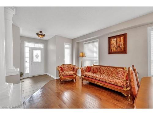 8 Hesham Drive, Whitby, ON - Indoor Photo Showing Living Room