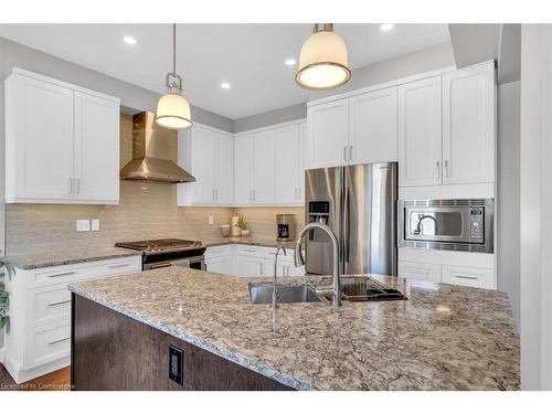 8 Hesham Drive, Whitby, ON - Indoor Photo Showing Kitchen With Double Sink With Upgraded Kitchen