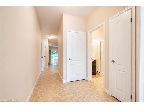 50 Grovetree Trail, Hamilton, ON - Indoor Photo Showing Other Room