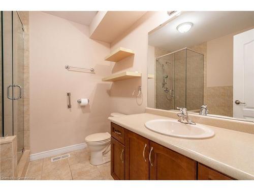 50 Grovetree Trail, Hamilton, ON - Indoor Photo Showing Bathroom