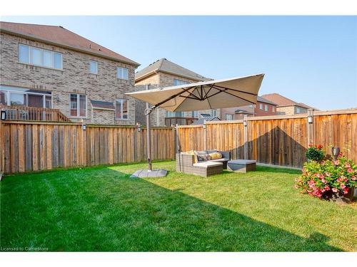 106 Summerberry Way, Hamilton, ON - Outdoor With Backyard