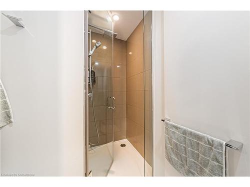 605-45 Charles Street E, Toronto, ON - Indoor Photo Showing Bathroom