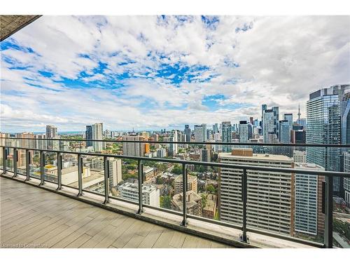 605-45 Charles Street E, Toronto, ON - Outdoor With View