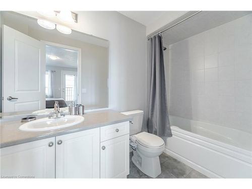 39 Bayonne Drive, Stoney Creek, ON - Indoor Photo Showing Bathroom