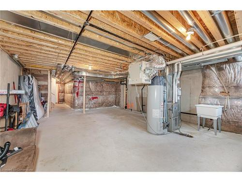 39 Bayonne Drive, Stoney Creek, ON - Indoor Photo Showing Basement