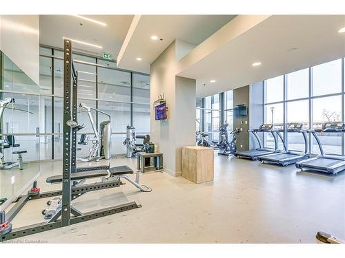 1107-2093 Fairview Street, Burlington, ON - Indoor Photo Showing Gym Room