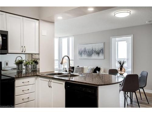 2308-4090 Living Arts Drive, Mississauga, ON - Indoor Photo Showing Kitchen With Double Sink