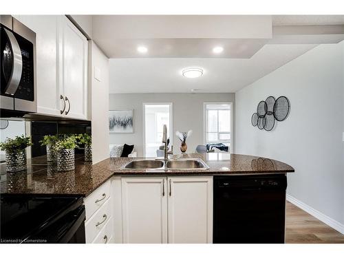 2308-4090 Living Arts Drive, Mississauga, ON - Indoor Photo Showing Kitchen With Double Sink