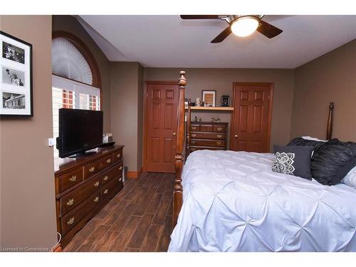 85 Unity Side Road, Caledonia, ON - Indoor Photo Showing Bedroom