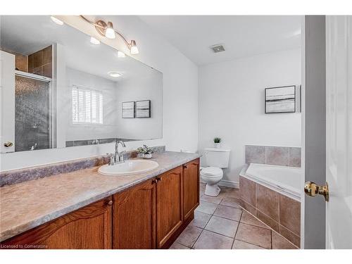 5228 Garland Crescent, Burlington, ON - Indoor Photo Showing Bathroom