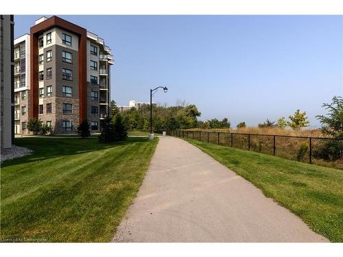 133-101 Shoreview Place, Stoney Creek, ON - Outdoor