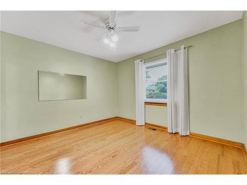 115 Organ Crescent, Hamilton, ON - Indoor Photo Showing Other Room