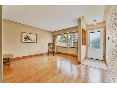 115 Organ Crescent, Hamilton, ON - Indoor Photo Showing Other Room