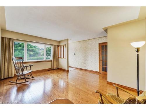 115 Organ Crescent, Hamilton, ON - Indoor Photo Showing Other Room