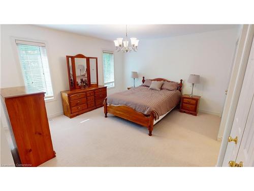 14 Hope Avenue, Virgil, ON - Indoor Photo Showing Bedroom