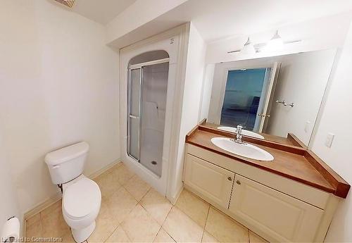 14 Hope Avenue, Virgil, ON - Indoor Photo Showing Bathroom