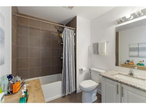 521-101 Shoreview Place, Stoney Creek, ON - Indoor Photo Showing Bathroom