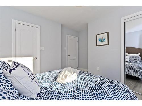 Main Floor-108 Townline Road W, St. Catharines, ON - Indoor Photo Showing Bedroom