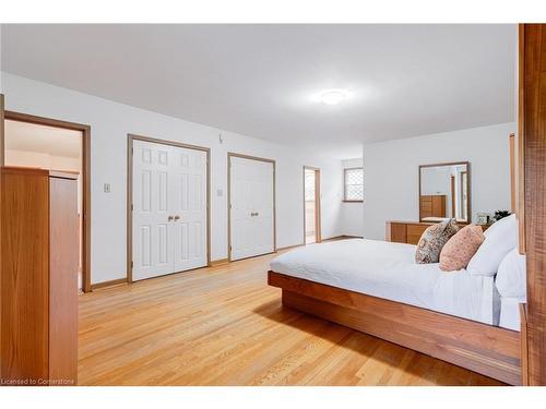 18 Burnt Log Crescent, Toronto, ON - Indoor Photo Showing Bedroom