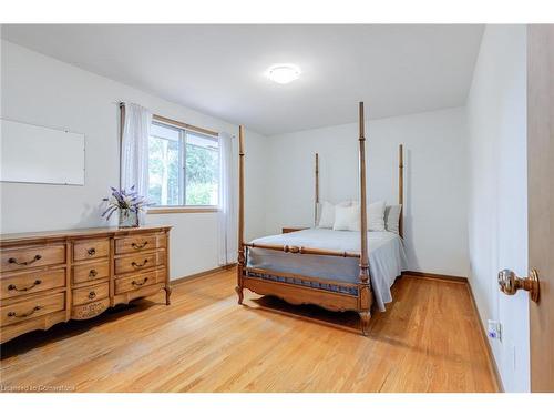 18 Burnt Log Crescent, Toronto, ON - Indoor Photo Showing Bedroom