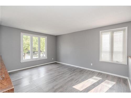 2232 Lancaster Crescent, Burlington, ON - Indoor Photo Showing Other Room