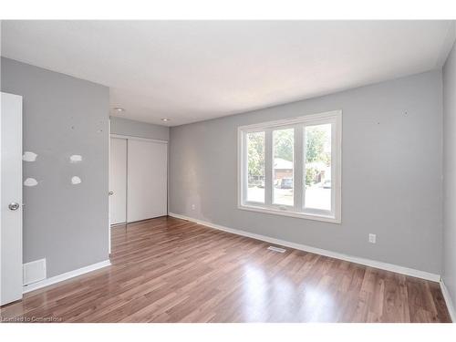 2232 Lancaster Crescent, Burlington, ON - Indoor Photo Showing Other Room