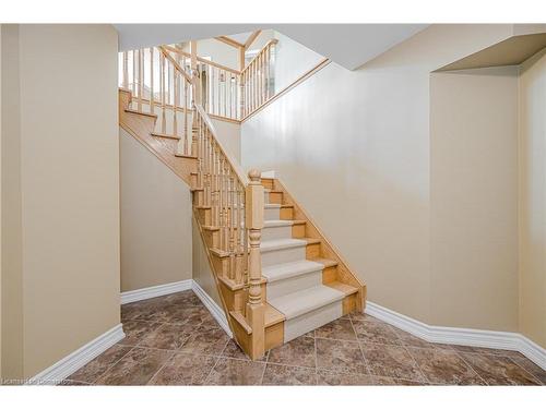 76 Moorland Crescent, Ancaster, ON - Indoor Photo Showing Other Room