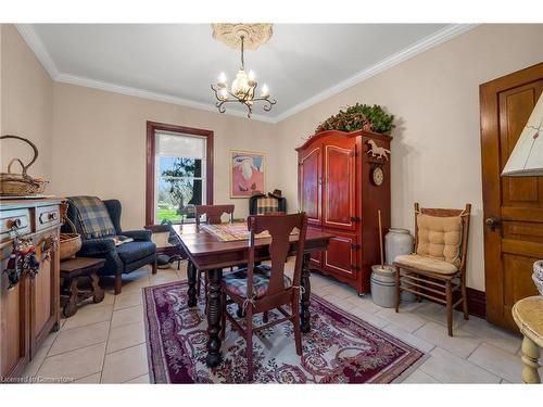 420 Ridge Road, Hamilton, ON - Indoor Photo Showing Dining Room