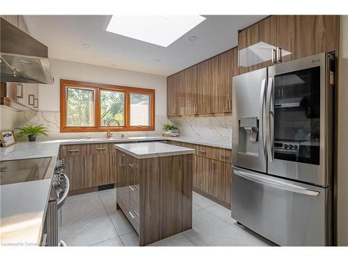 93 Riverview Boulevard, St. Catharines, ON - Indoor Photo Showing Kitchen