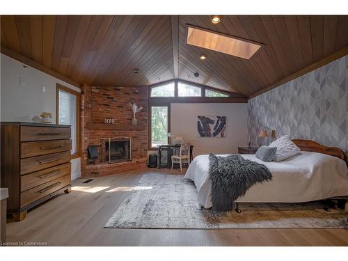 93 Riverview Boulevard, St. Catharines, ON - Indoor Photo Showing Bedroom With Fireplace