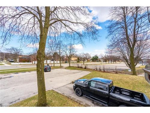 103-1115 Paramount Drive, Stoney Creek, ON - Outdoor