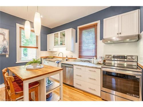 198 Duke Street, Hamilton, ON - Indoor Photo Showing Kitchen