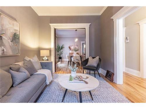 198 Duke Street, Hamilton, ON - Indoor Photo Showing Living Room