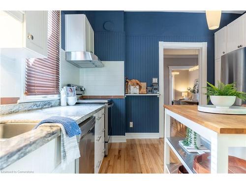 198 Duke Street, Hamilton, ON - Indoor Photo Showing Kitchen