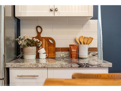 198 Duke Street, Hamilton, ON - Indoor Photo Showing Kitchen With Upgraded Kitchen