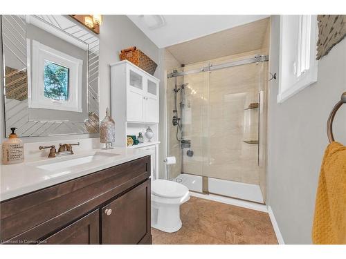 30 Peebles Drive, Freelton, ON - Indoor Photo Showing Bathroom